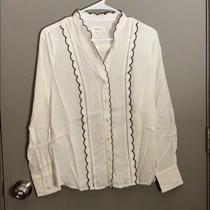 Scalloped button-up